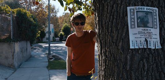 Under the Silver Lake (Lo que esconde Silver Lake)